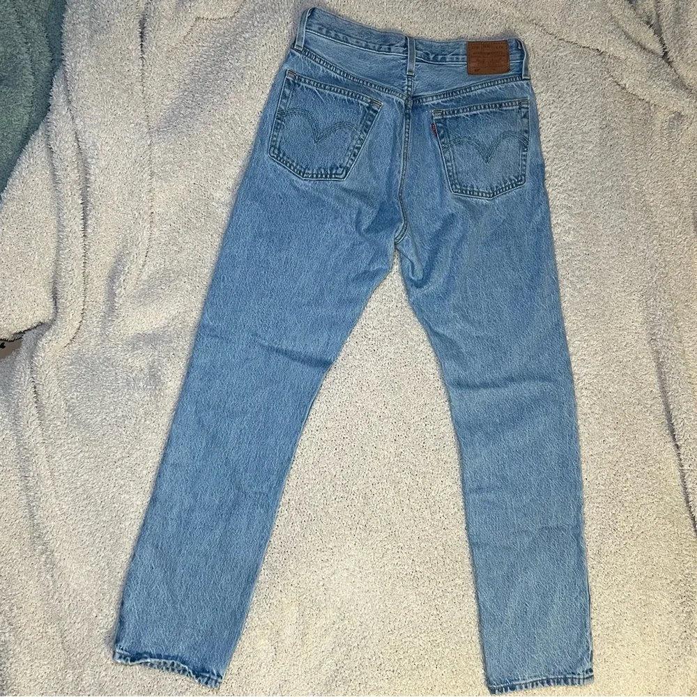 Levi's Light Blue Straight Leg Jeans - Picture 11 of 11